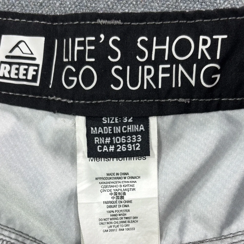 Reef Hybrid Board Shorts Mens Size 32 Grey Striped Walk Shorts Casual Surf